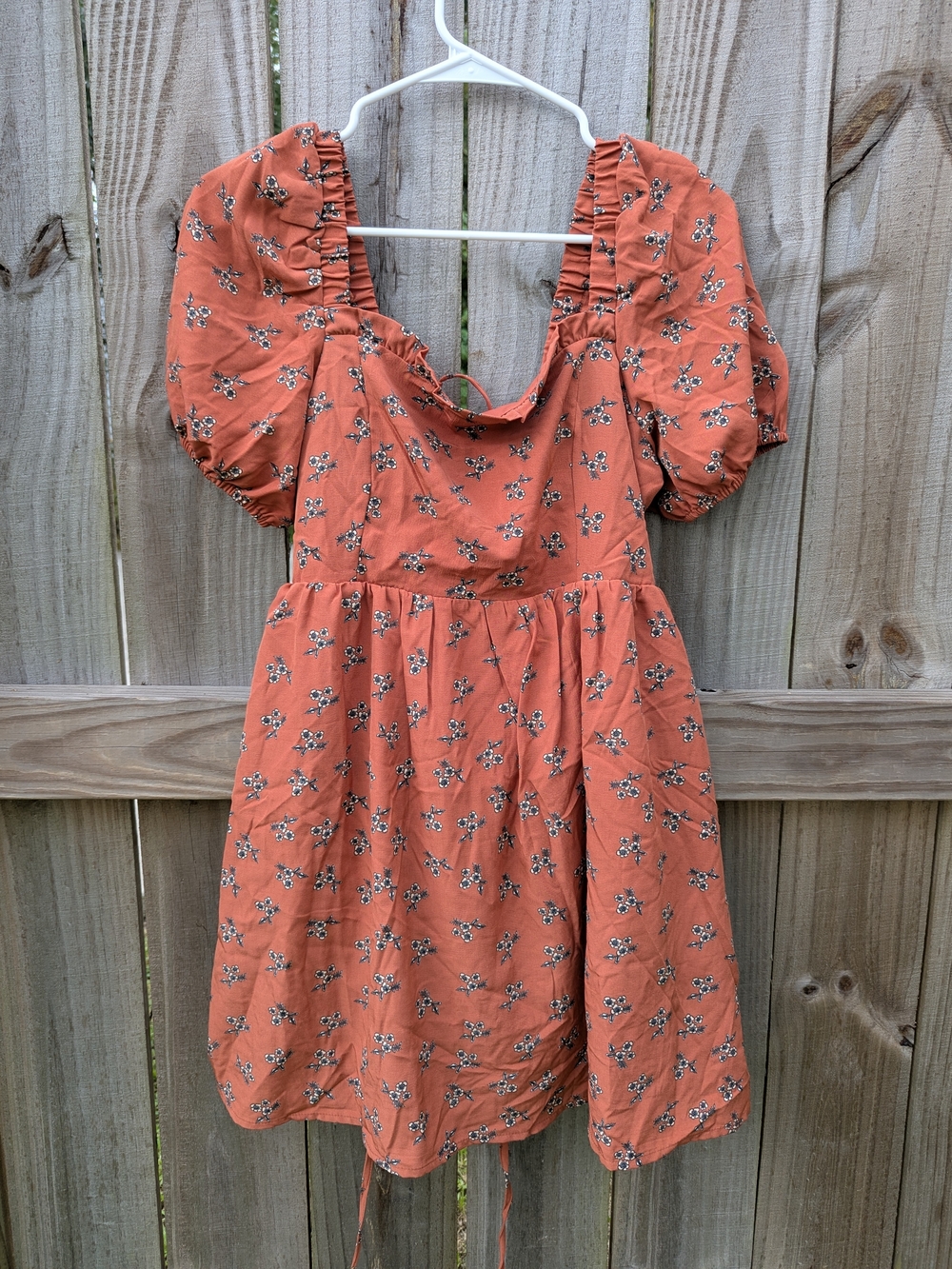 Forever 21 Rust Orange Floral Puff-Sleeve Mini Dress